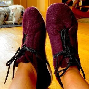 Women’s Pacifica Xero Wool shoes 10.5 Maroon